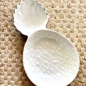 Lilly Pulitzer pineapple chip and dip bowl